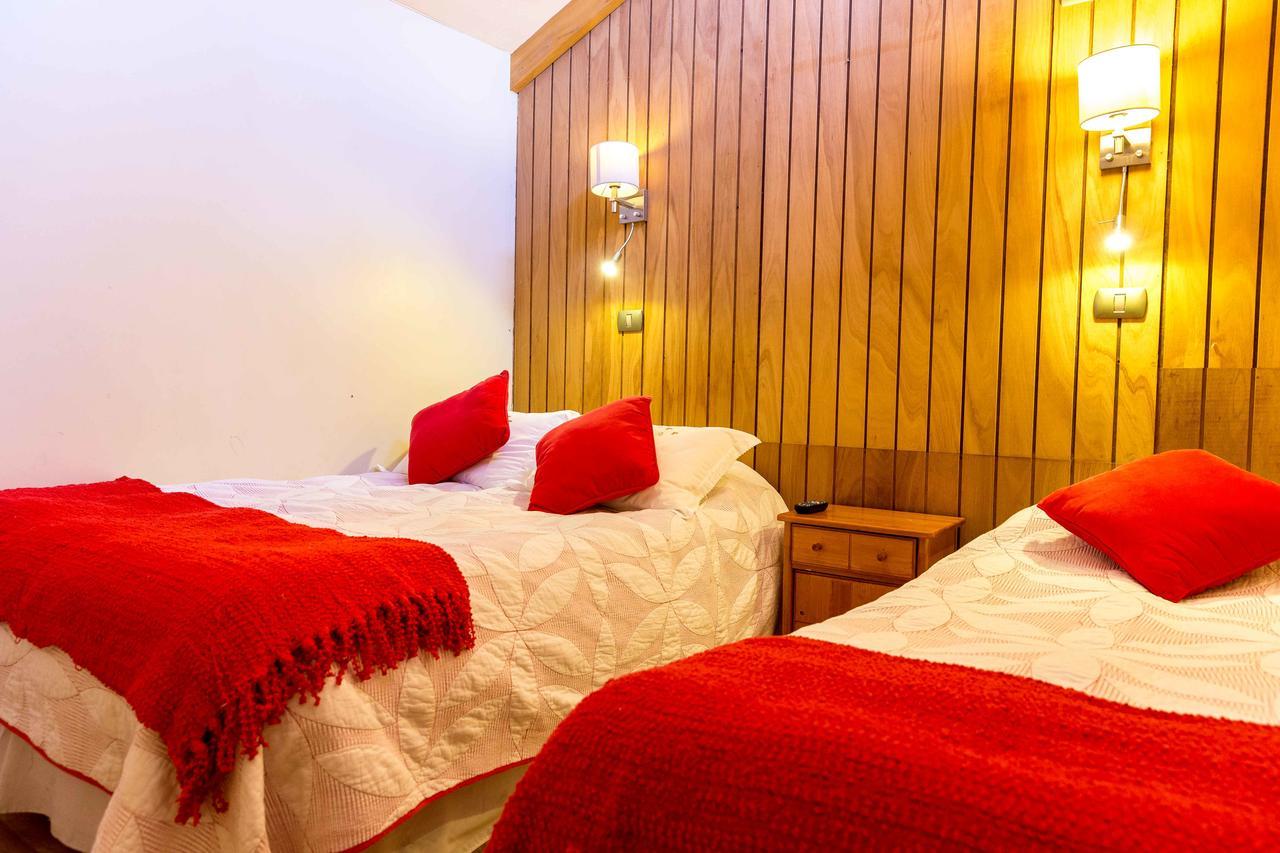 Hostal Y Cabanas Ainil Punta Arenas Exterior foto